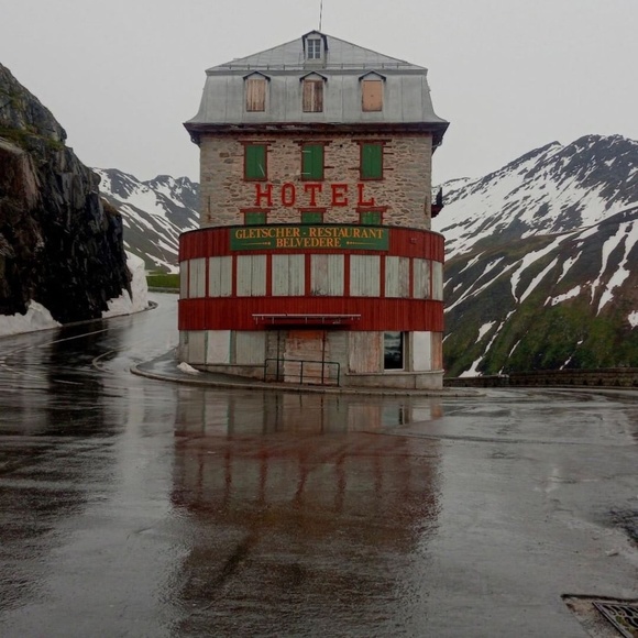 Meet your Posher, Thrifty - Picture 1 of 1